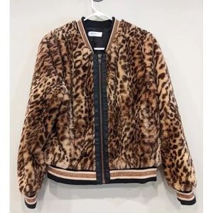 BAILEY 44 Faux fur leopard bomber jacket, size medium